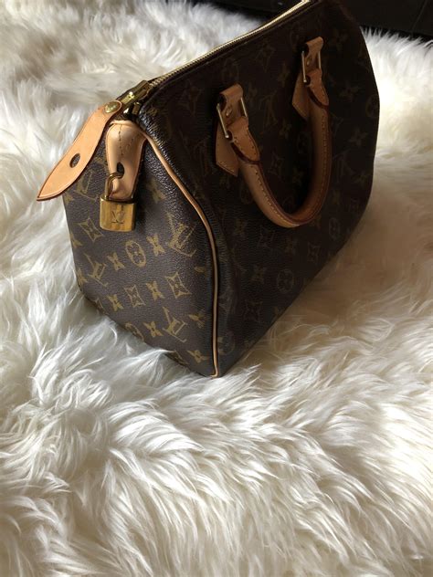 louis vuitton bags under 2000|least expensive louis vuitton items.